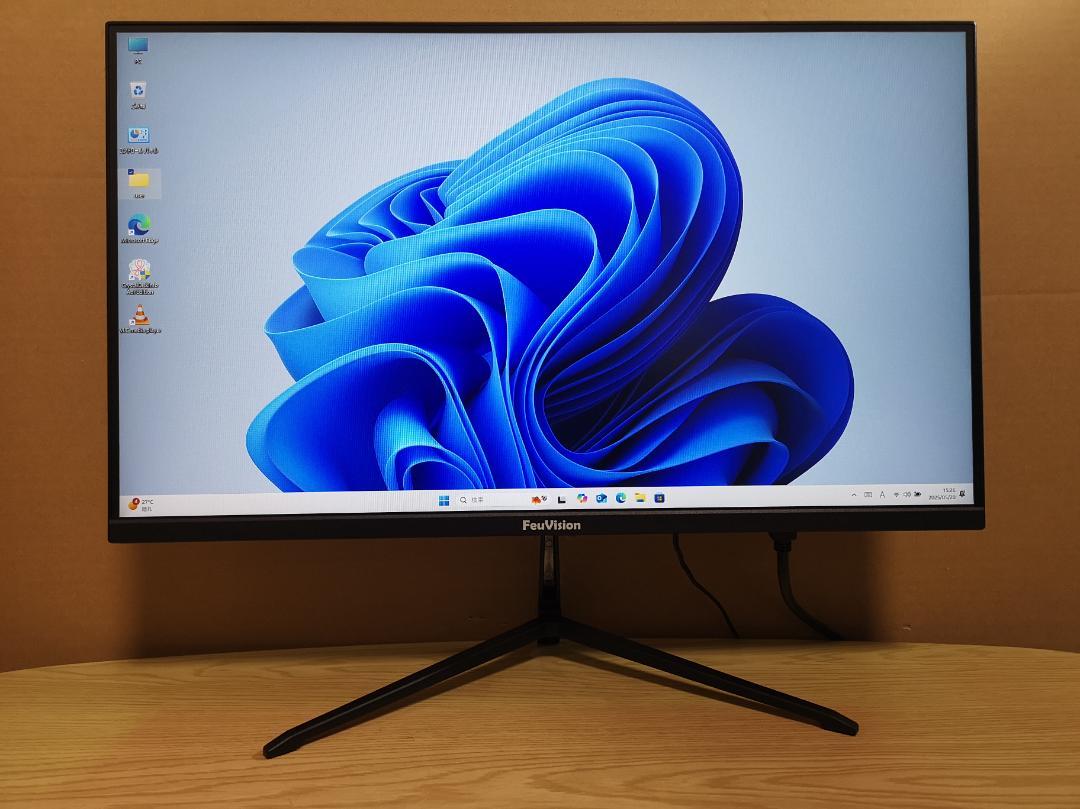 FeuVisionゲーミングモニター 24インチ 120Hz ほぼ新品で美品です