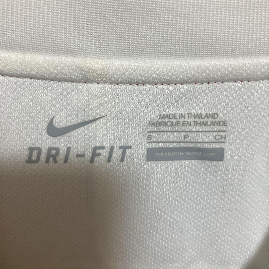 NIKE レヴァンドフスキ　ポーランド代表　ユニフォーム