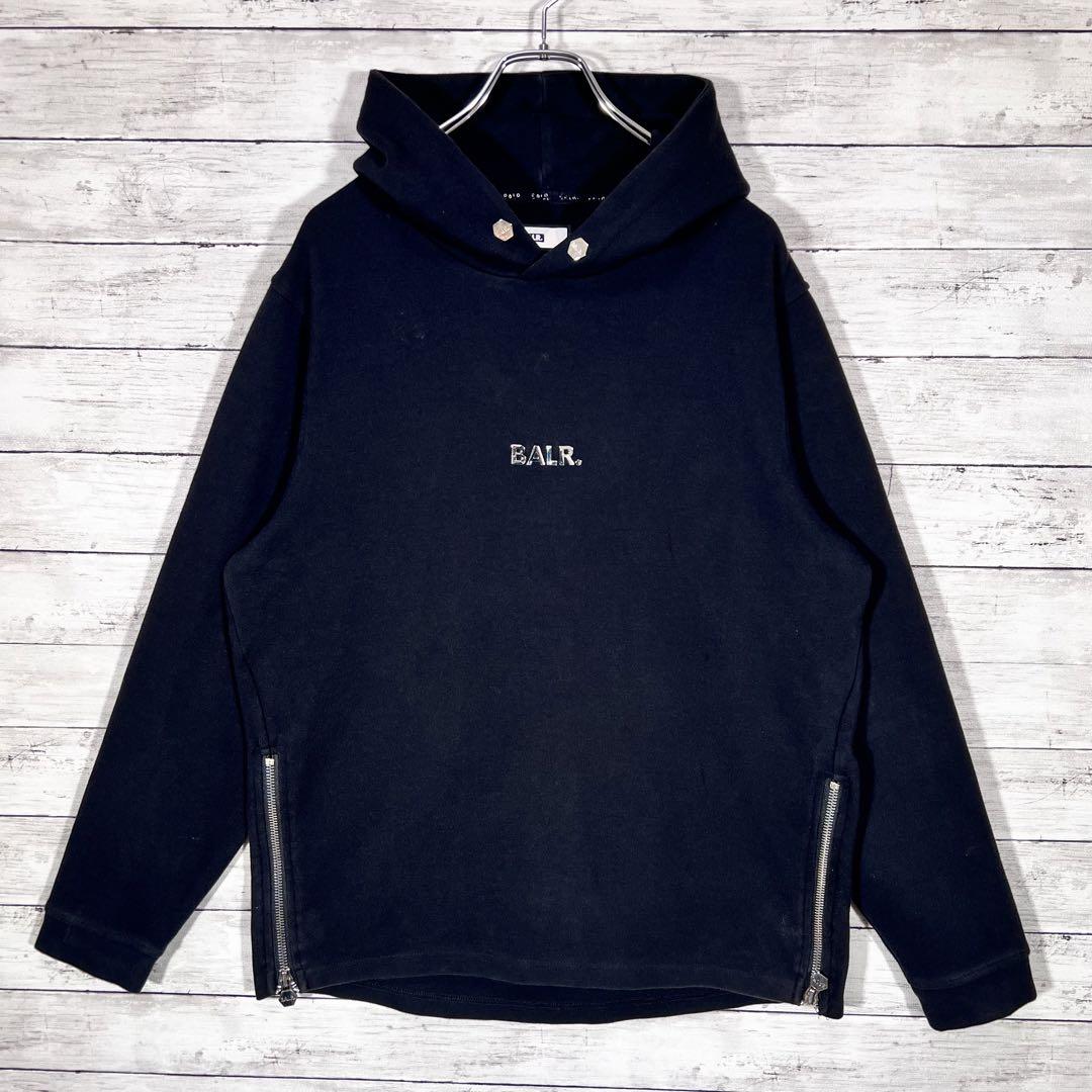 『BALR.』　パーカー　メタルロゴ　サイドジップ　大人気　ブラック　【L】