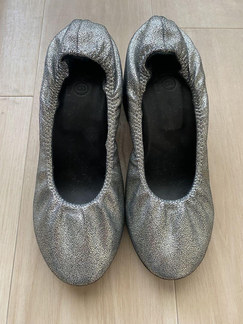 MM6 パンプス