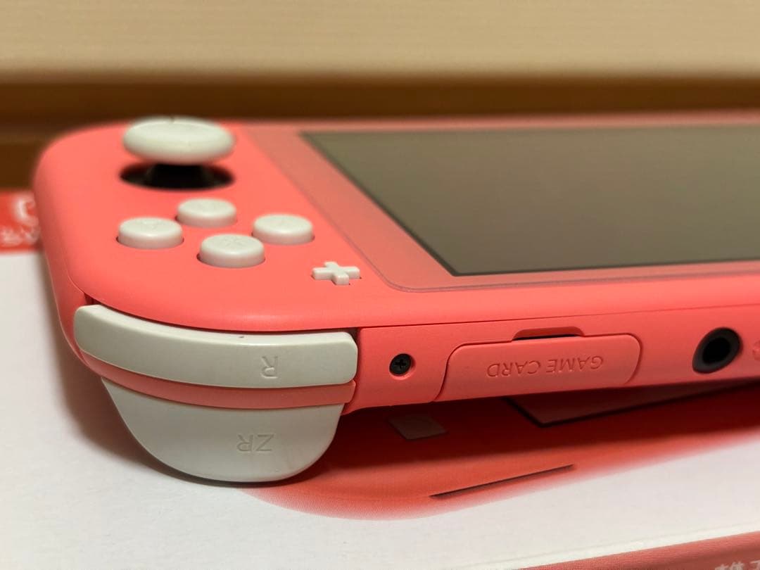 Nintendo Switch Lite 本体　コーラルピンク　箱付き