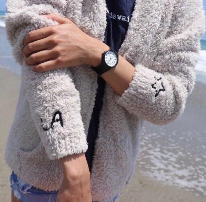 定番新品 LUSSO LA刺繍パーカー Mサイズ RVCA Mr0xW-m18320623516 SURF ベアフット 最新作大人気
