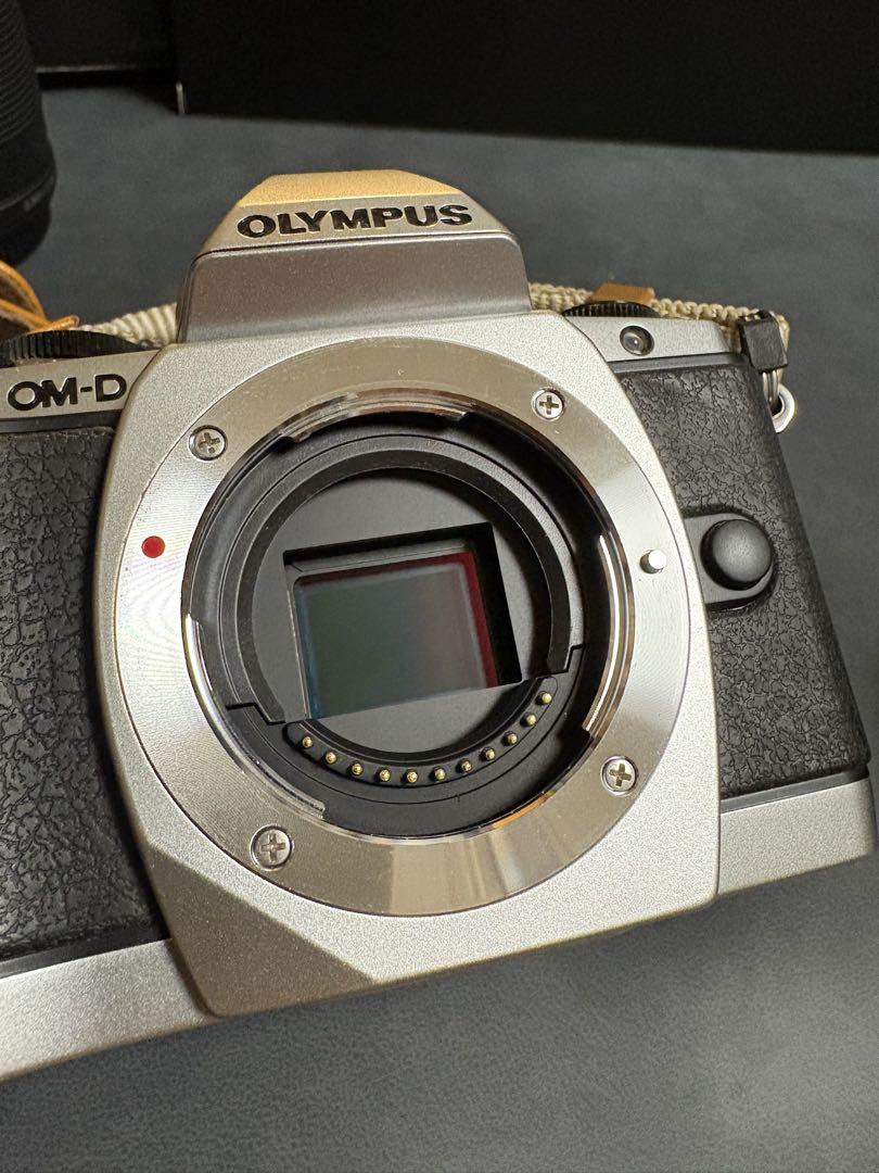 OLYMPUS OM-D E-M10 オリンパス一眼レフカメラ