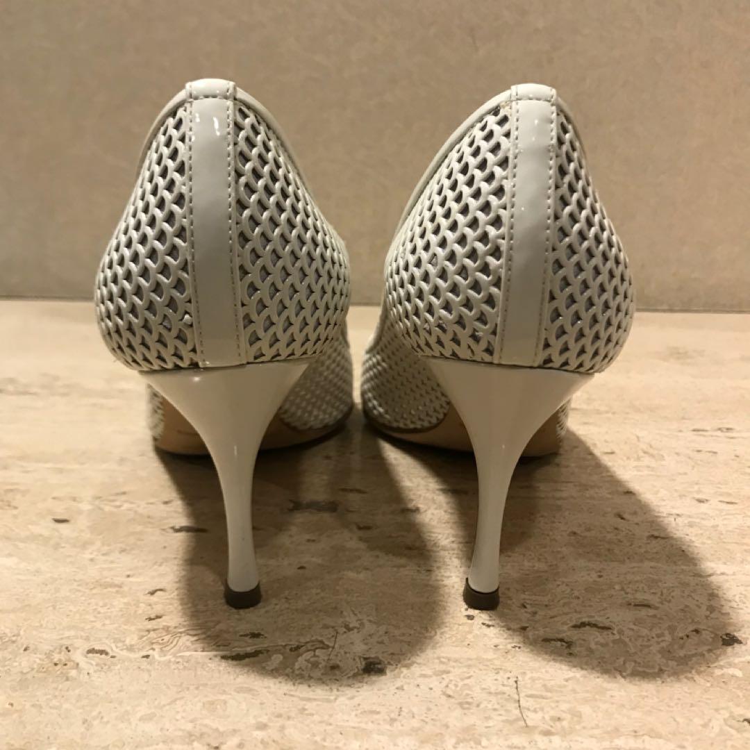美品●セルジオロッシ パンチング パンプス