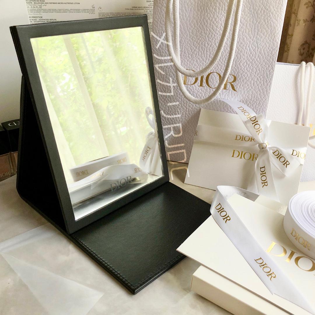 【ギフト包装✧完全未開封品】PUスムースレザー DIOR メイクアップ ミラー 完全未開封品】ディオール PUスムースレザー DIOR スタンド