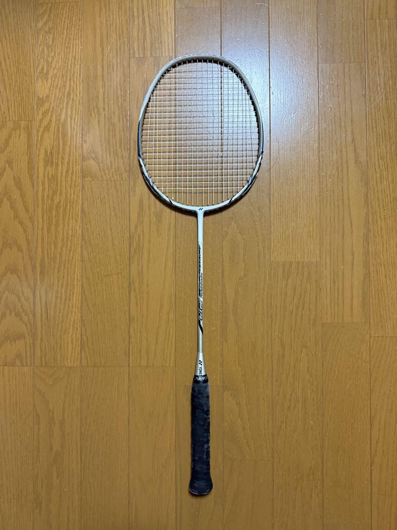 YONEX バドミントンラケット ナノフレア200 ＋オマケラケット