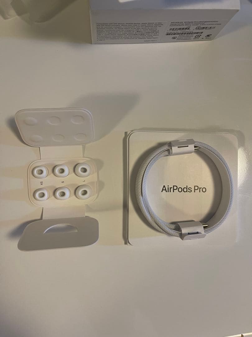 AirPods Pro 2 USB-C MTJV3J/A 保護ケース付き