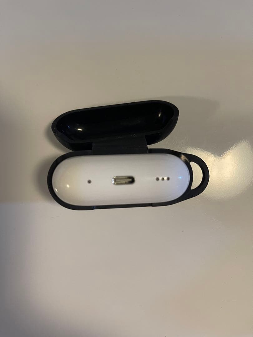 AirPods Pro 2 USB-C MTJV3J/A 保護ケース付き