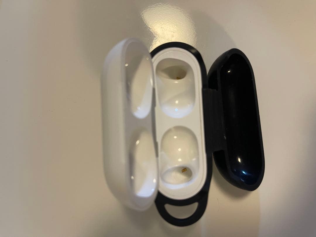 AirPods Pro 2 USB-C MTJV3J/A 保護ケース付き