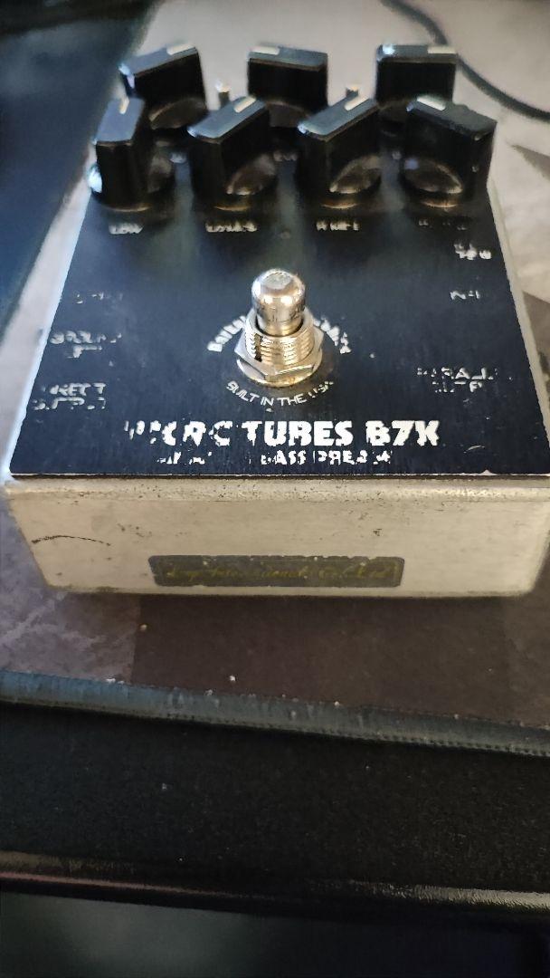 ベース darkglass b7k built in the usa