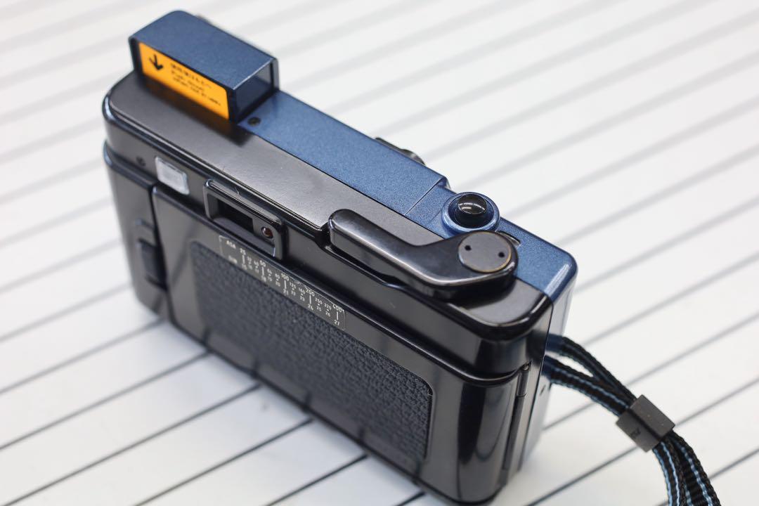 新規購入 Konica C35 EF3 レストア済み正常動作品 - メルカリ フィルムカメラ