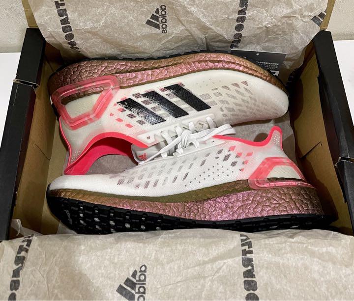 adidas アディダス Ultraboost ウルトラブースト EG5917