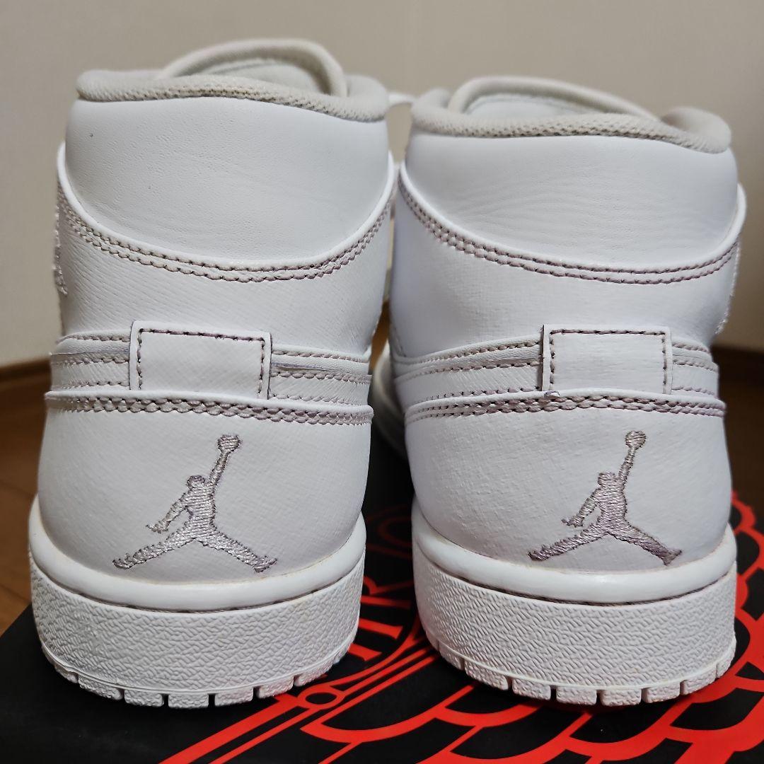 NIKE AIR JORDAN 1 MID27センチ