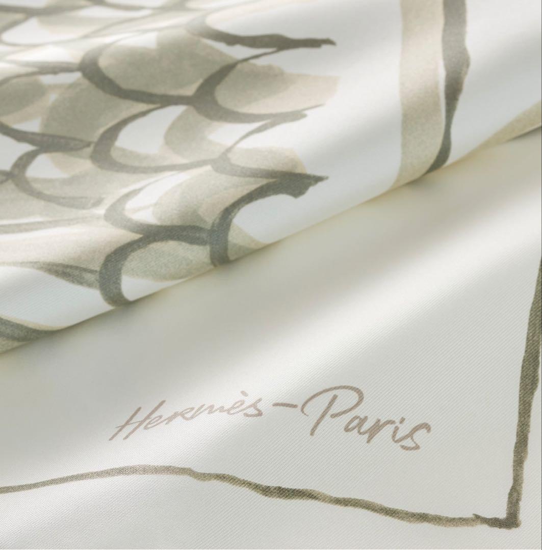 新品未使用　エルメス　HERMES カレ 90 《ペガサスのように自由に》
