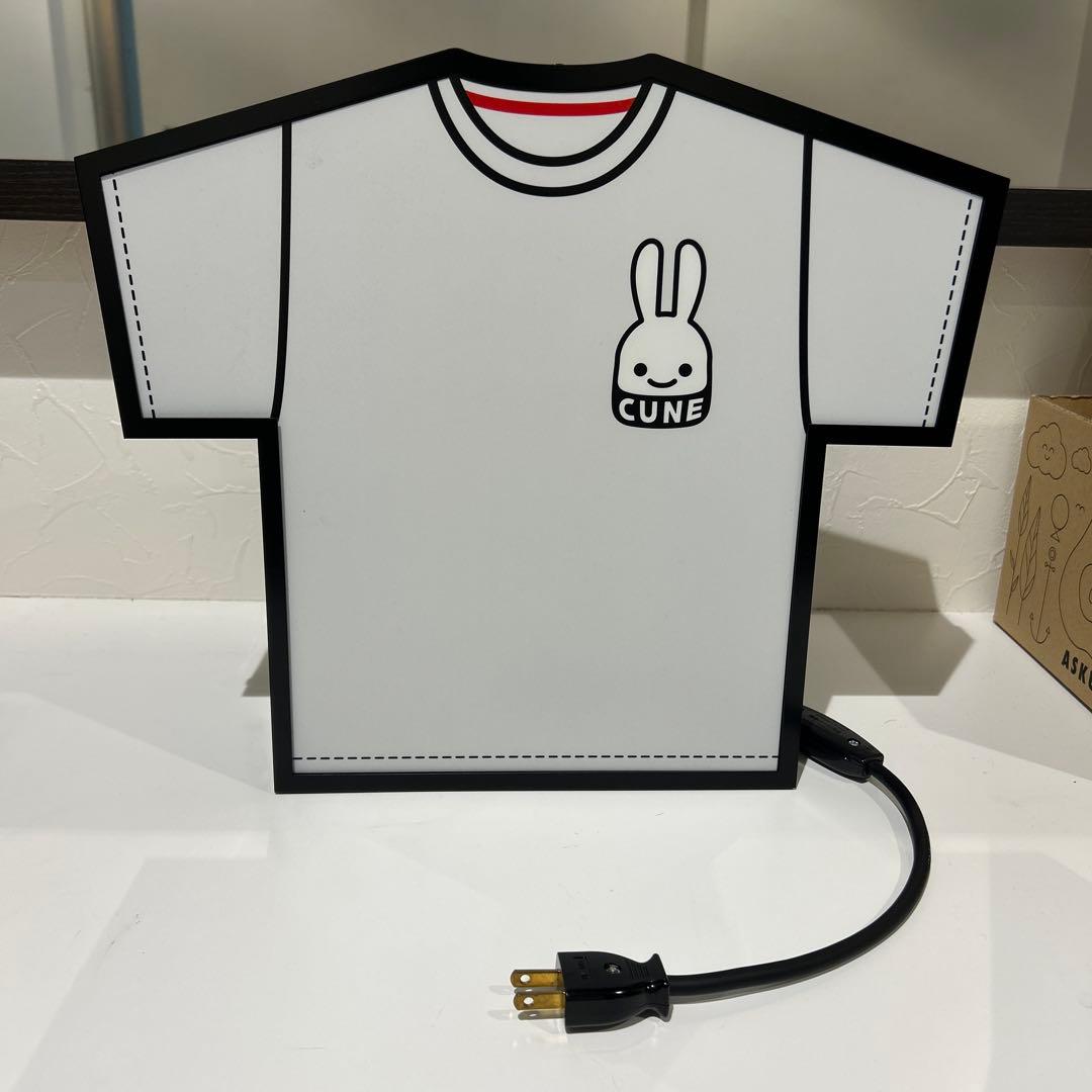 CUNE Tシャツ型ライト 限定品