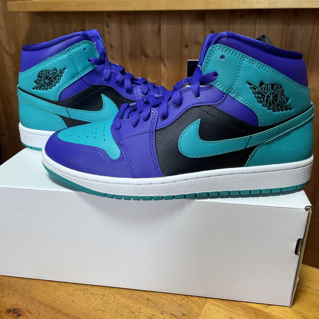 【オンライン限定商品】
NIKE 27.5 ブラック.パープル MID JORDAN AIR WMNS スニーカー 【オンライン限定商品】
NIKE 27.5 ブラック.パープル MID JORDAN AIR WMNS スニーカー