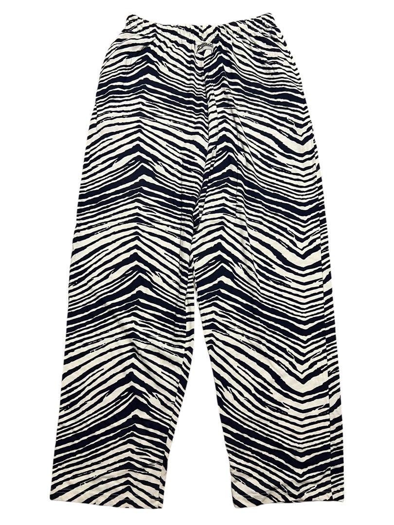 vintage 90s usa製 zubaz ゼブラストライプ バギーパンツ - メルカリ vintage 90s usa製 zubaz ゼブラストライプ バギーパンツ - メルカリ