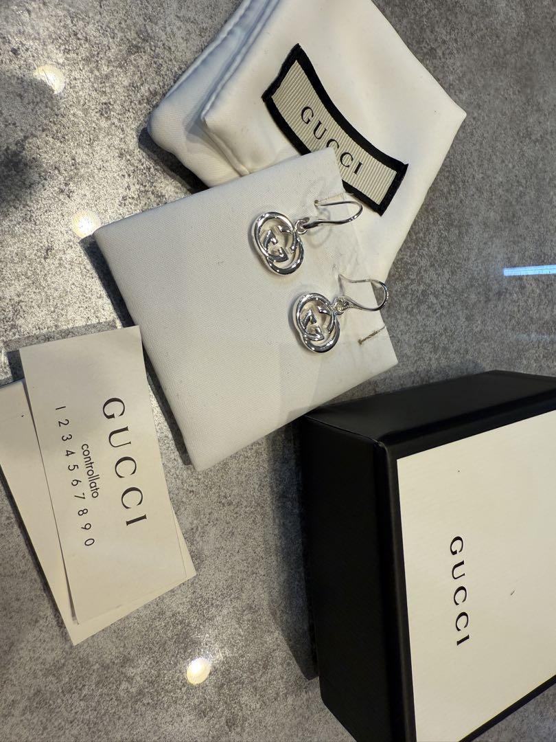 GUCCI シルバー ダブルGロゴ ピアス　フック　インターロッキング
