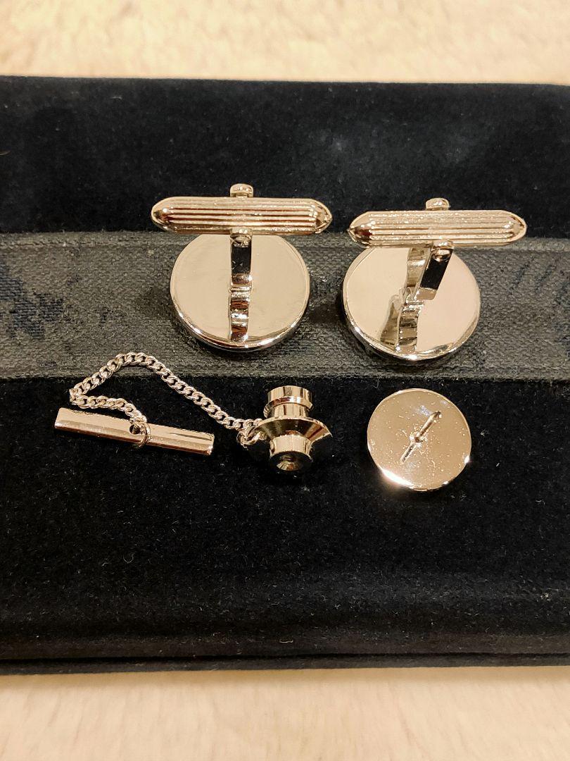 美品　Burberrysバーバリーズ カフスボタン タイタックセット ホースロゴ nrcg.lt