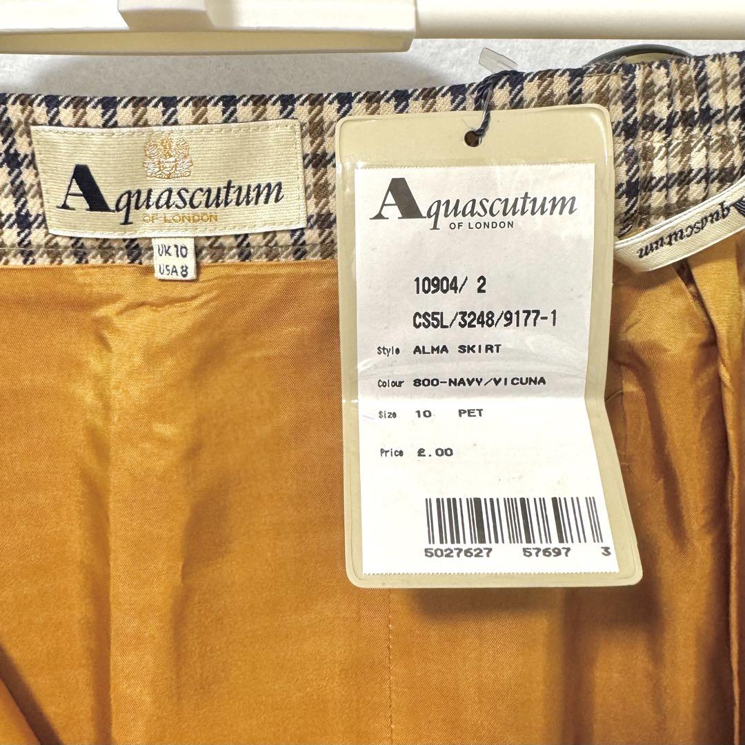 新品 Aquascutum チェック柄タイトスカート（ベージュ・ネイビー）