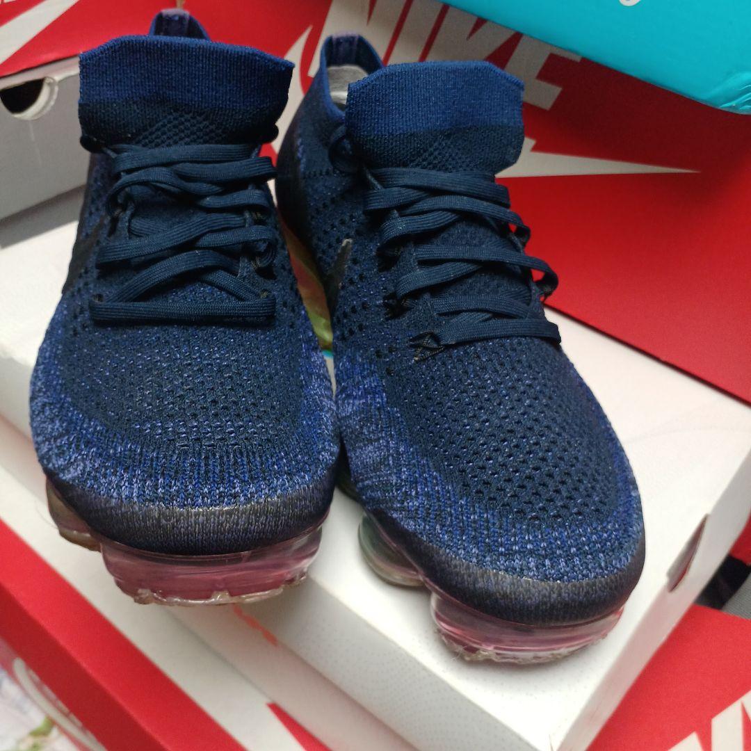 Nike VaporMax ネイビー/レインボーカラー27.5cm Nike VaporMax ネイビー/レインボーカラー27.5cm