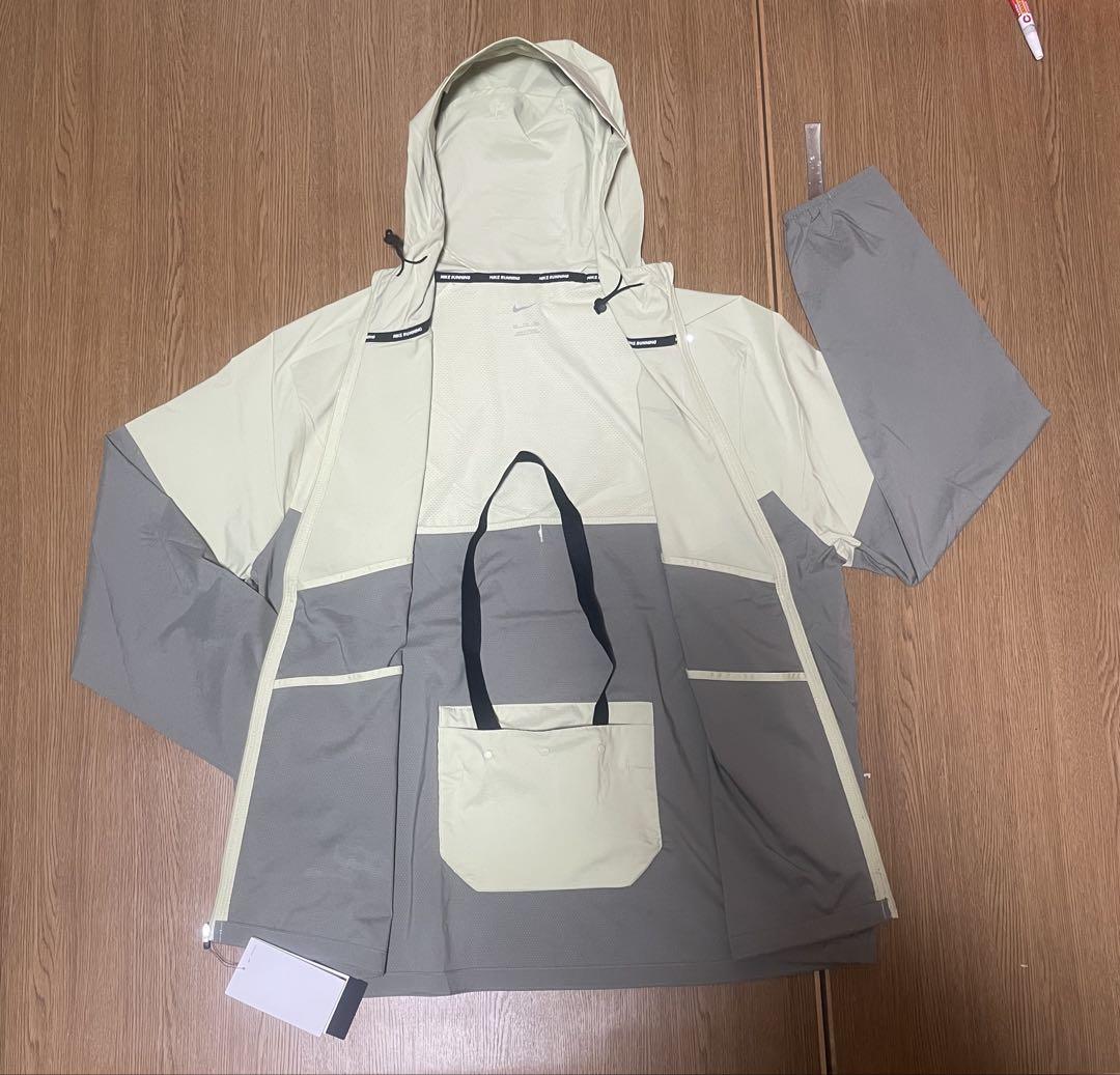 新品未使用　2XL NIKE ナイキランニング ウィンドランナー ジャケット