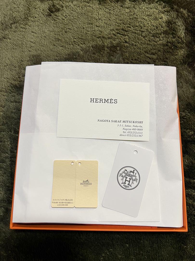 【新品】HERMES カレ・タオル　ハンドタオル ギフトラッピング