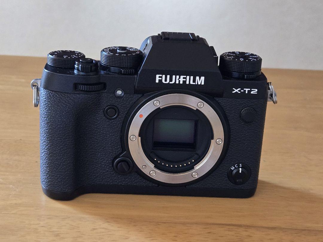 Fujifilm X-T2 ミラーレスカメラ 　レンズ２本