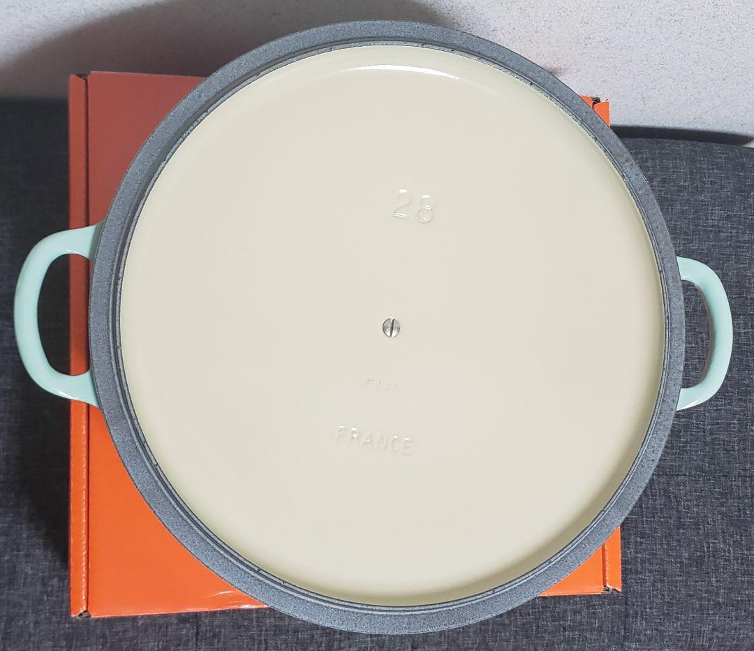 ル・クルーゼココットロンド28cm 大鍋　クールミント