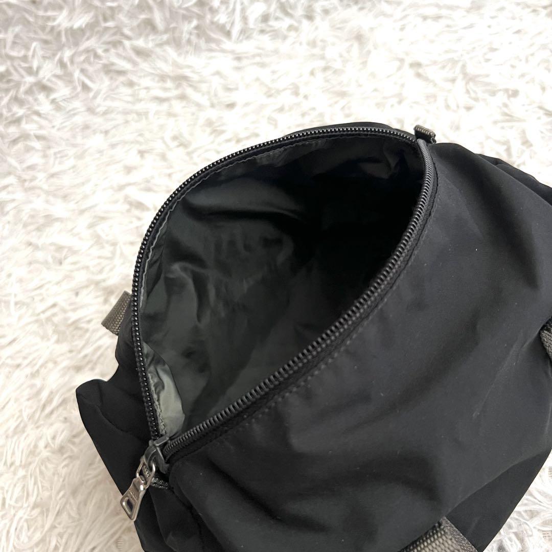 極美品 プラダスポーツ ミニボストン ハンドバック ブラック