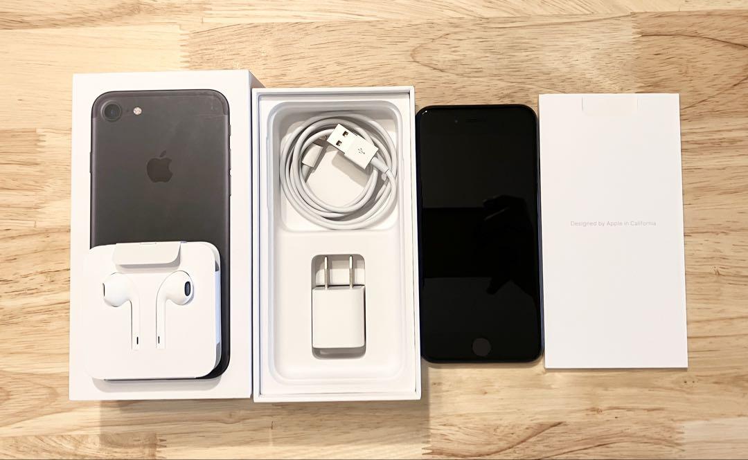 iPhone7 ブラック 32G 【SIMロック解除済み】