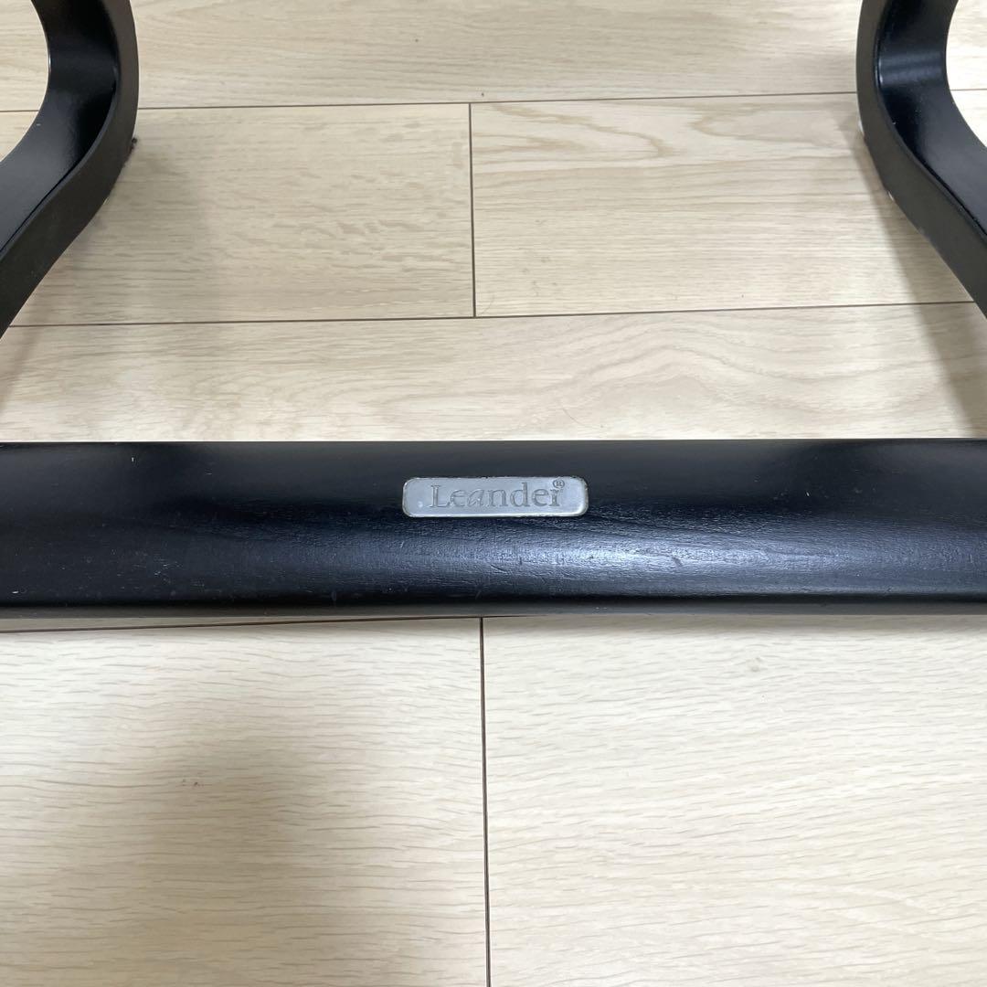 Leander リエンダー　ハイチェア　キッズチェア　ブラック　セーフティーバー