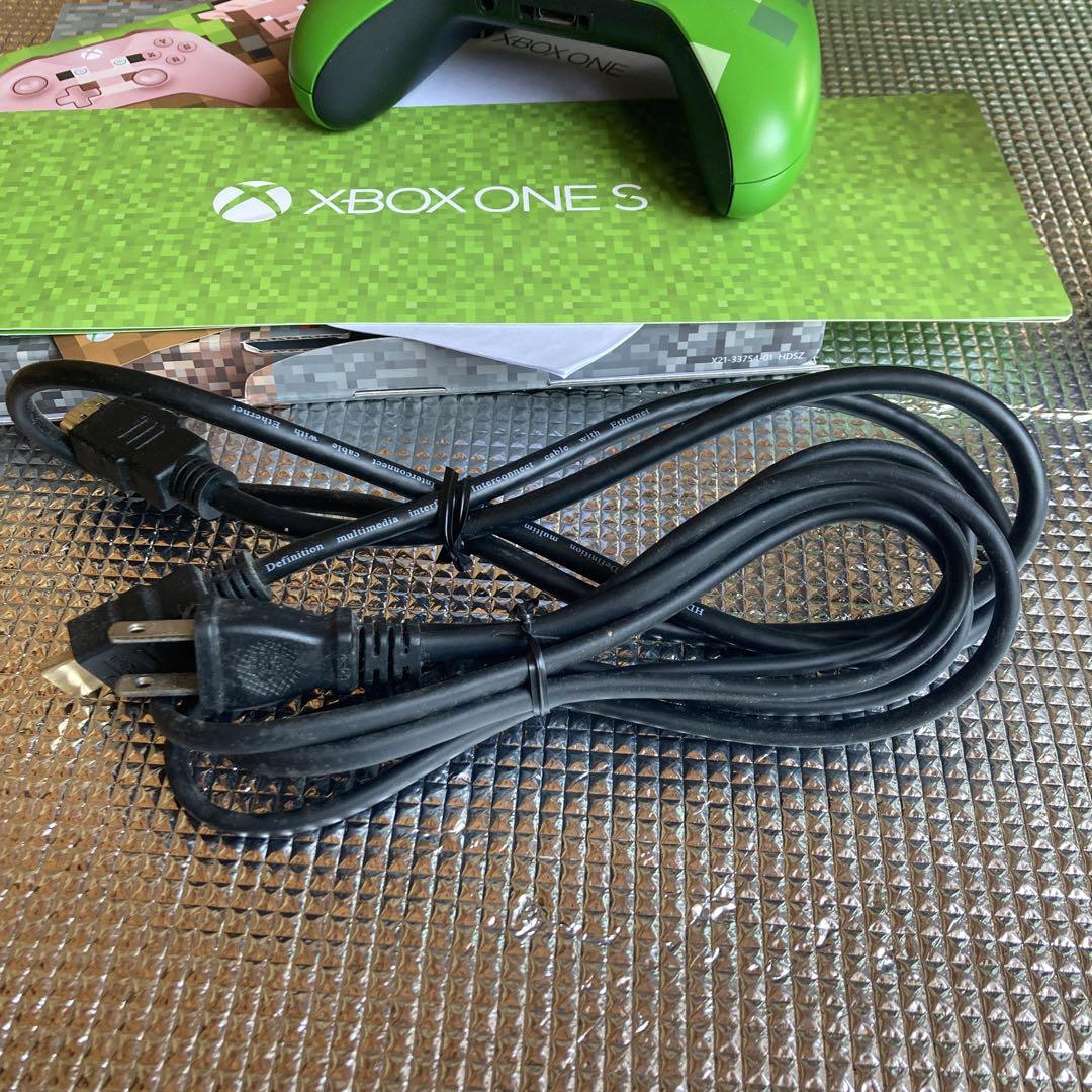 XBOX ONE  S 1TB Minecraftマインクラフト　本体