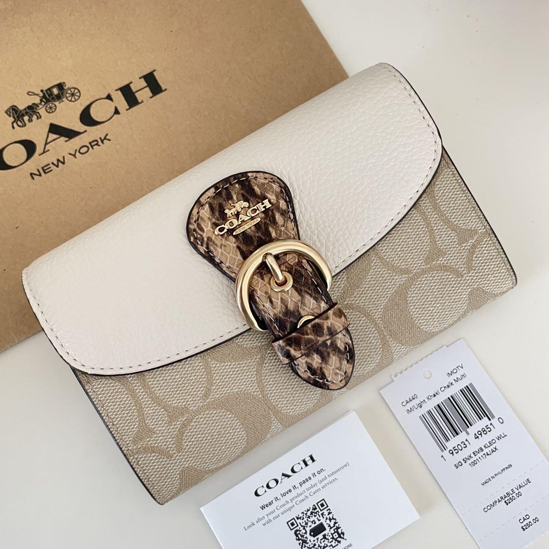 COACH コーチ　折り財布　クレオウォレット　ホワイト　パイソン柄　財布 14,454円