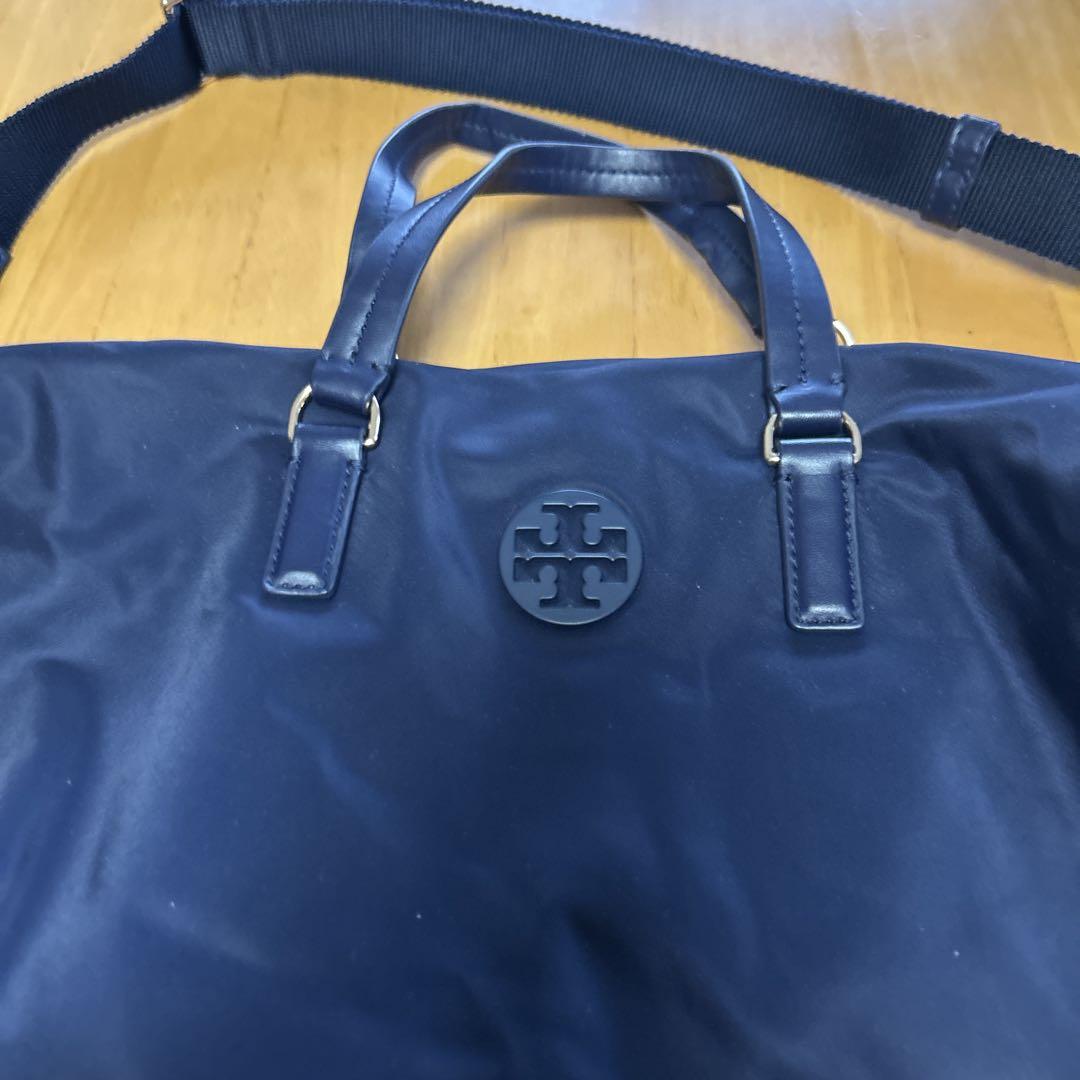 Tory Burch ネイビートートバッグ