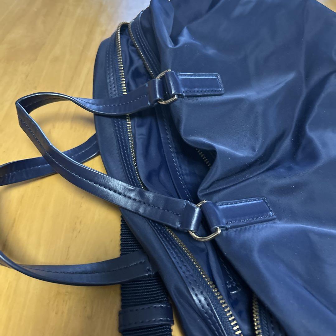Tory Burch ネイビートートバッグ