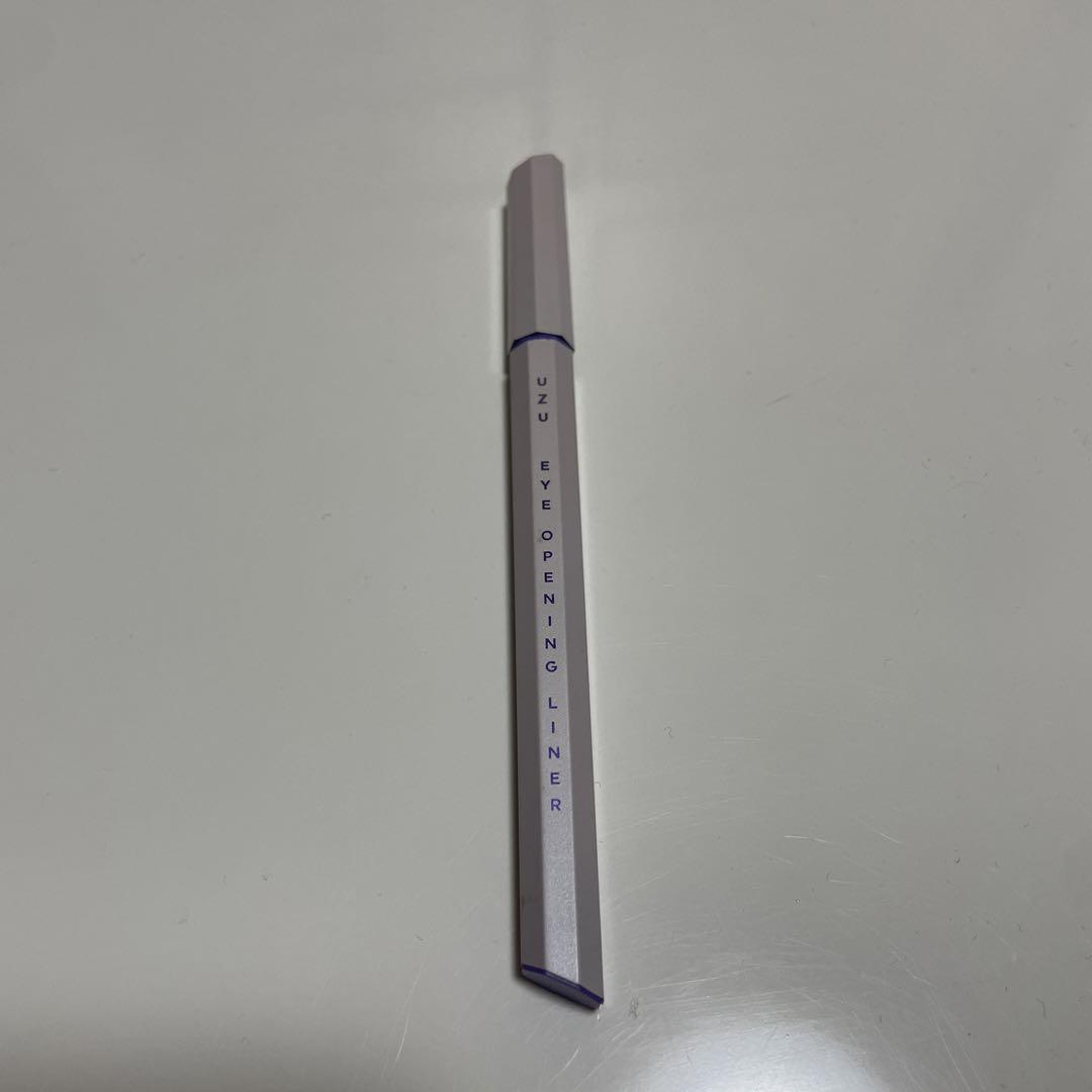 UZU EYE OPENING LINER T001