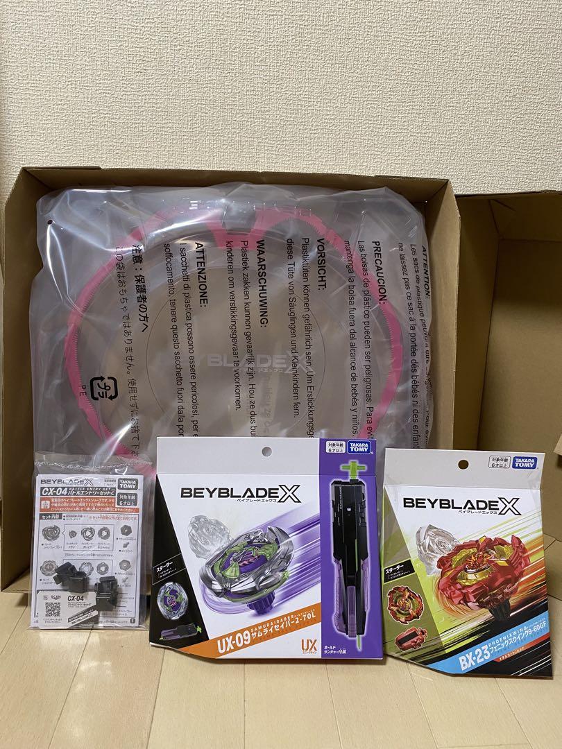 ベイブレードx フェニックスウィング　サムライセイバー　スタジアム　新品未使用