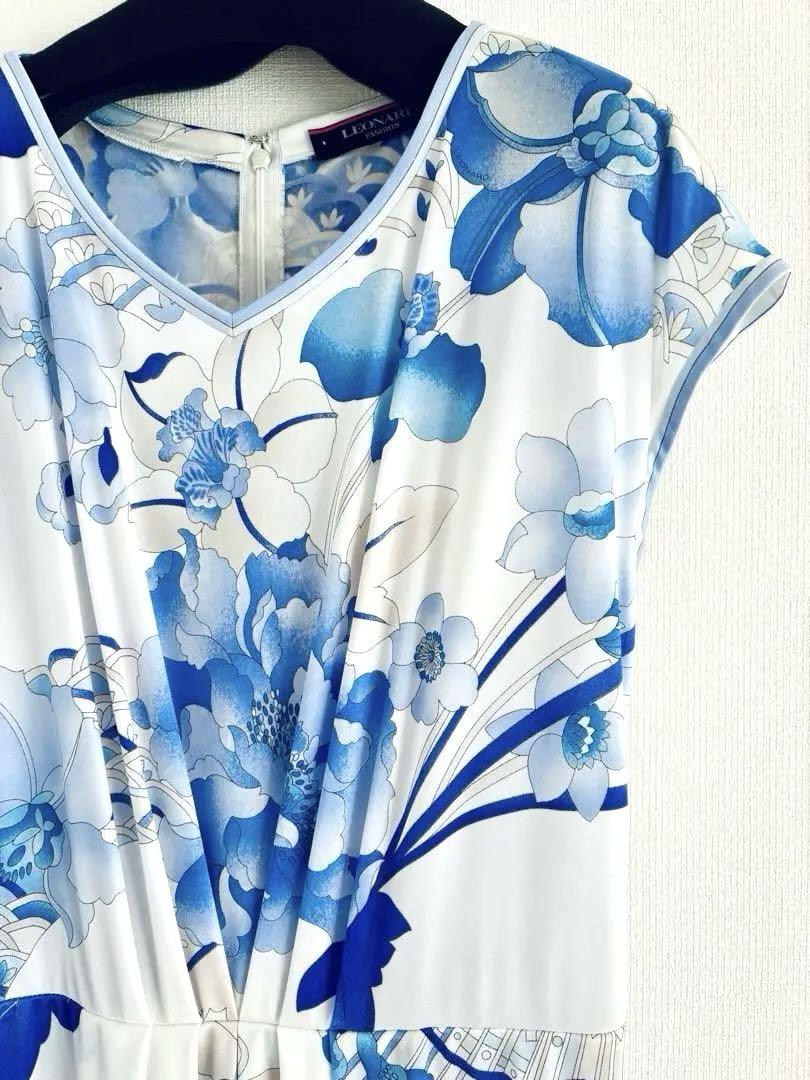 近年美品☆LEONARD☆ブルー系人気花柄カンカンワンピース　40 白