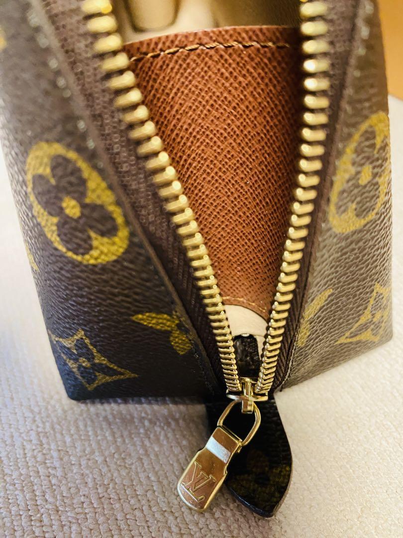 極美品　Louis Vuitton ルイヴィトン　モノグラム　ポーチ　レア品