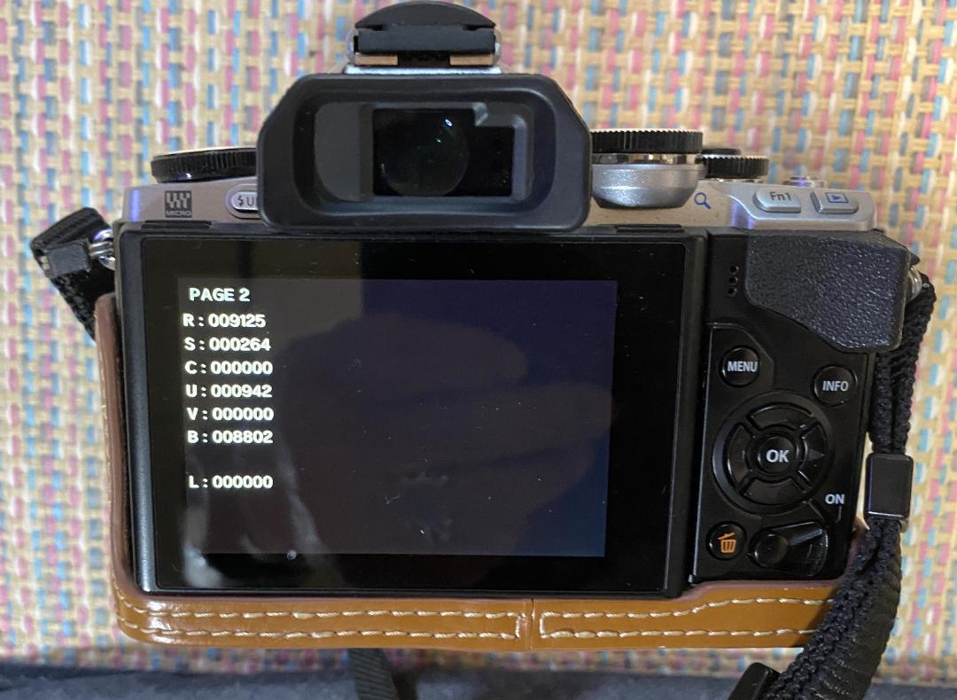 OLYMPUS OM-D E-M10 ミラーレス一眼/付属品多数あり