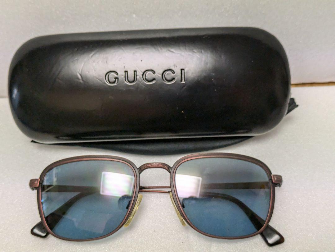 GUCCI ヴィンテージ サングラス　カラーレンズ　ブルー系ケースつき