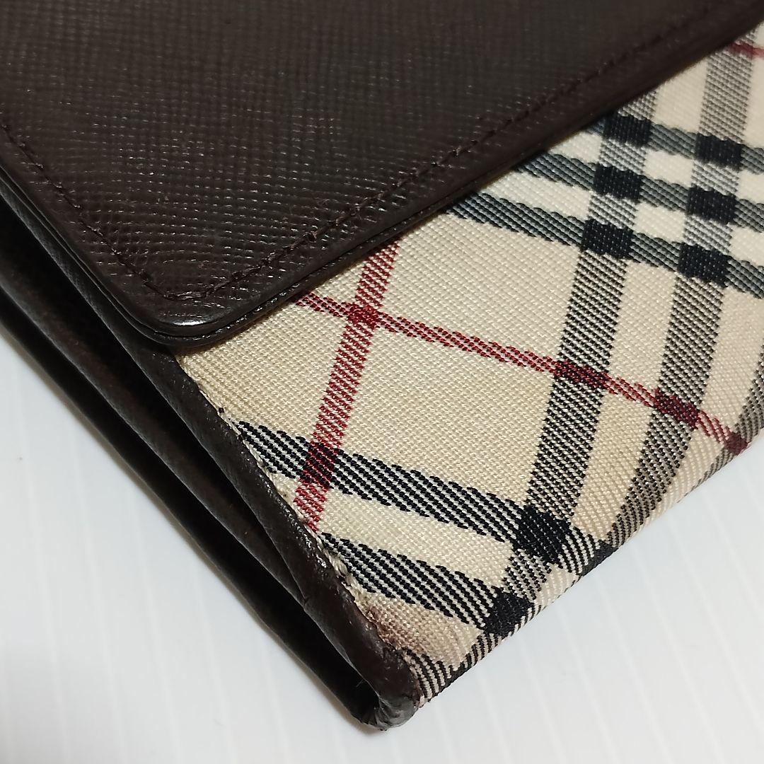 BURBERRY 長財布 ノバチェック 大容量 ロゴ刻印 ブラウン 茶色