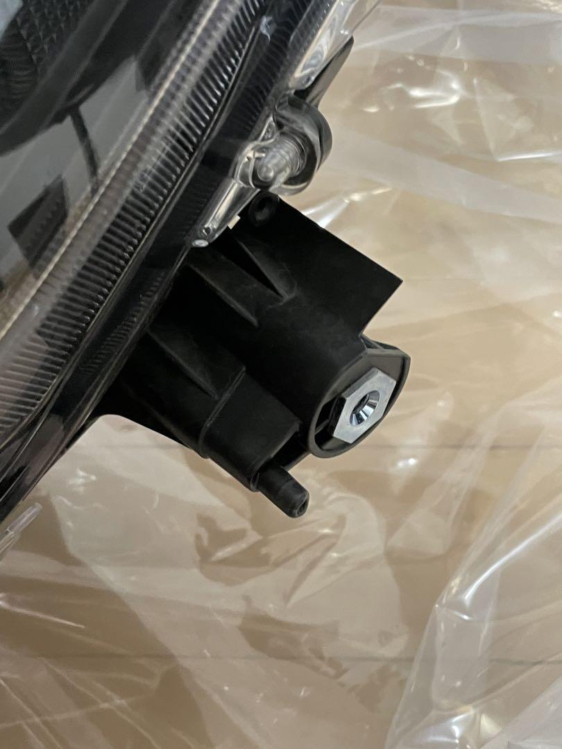 RAV4 ラブフォー トヨタ ヘッドライト AXAH54