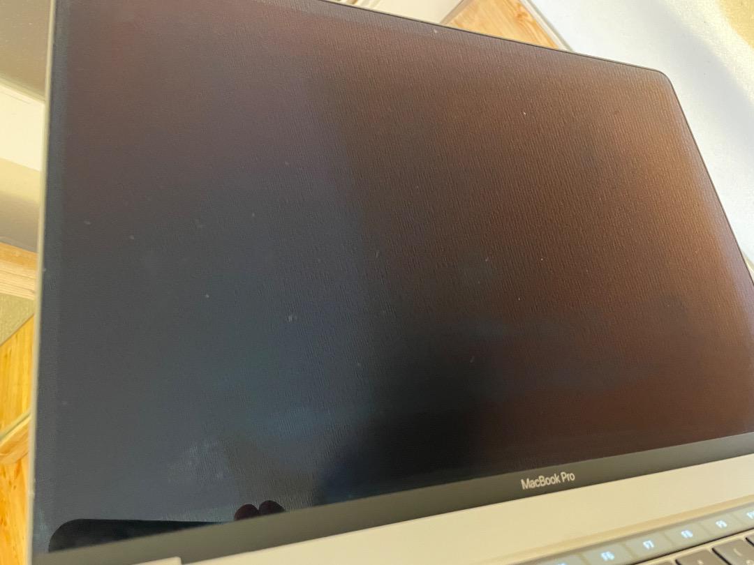 MacBook Pro 2019 16インチ