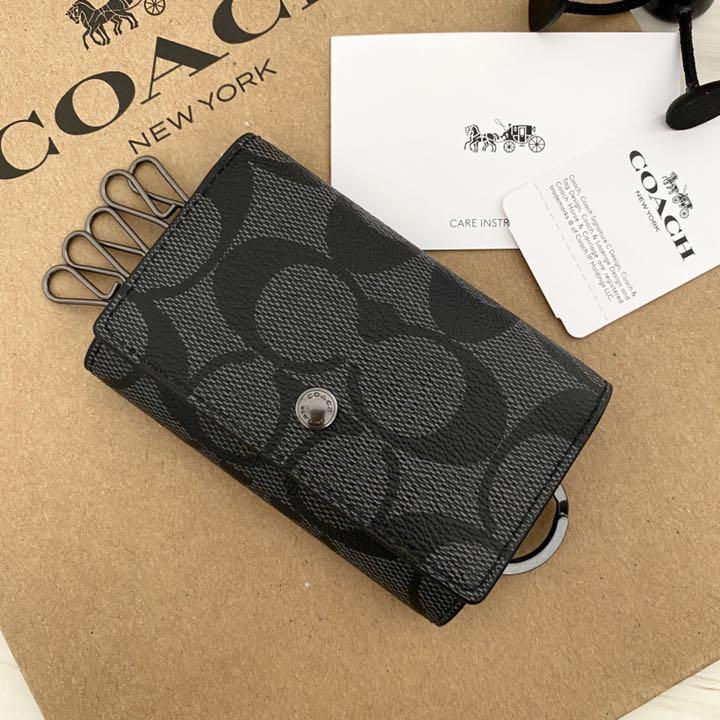 上等な ☆ 新品 COACH コーチ キーケース ブラック 黒 シグネチャー