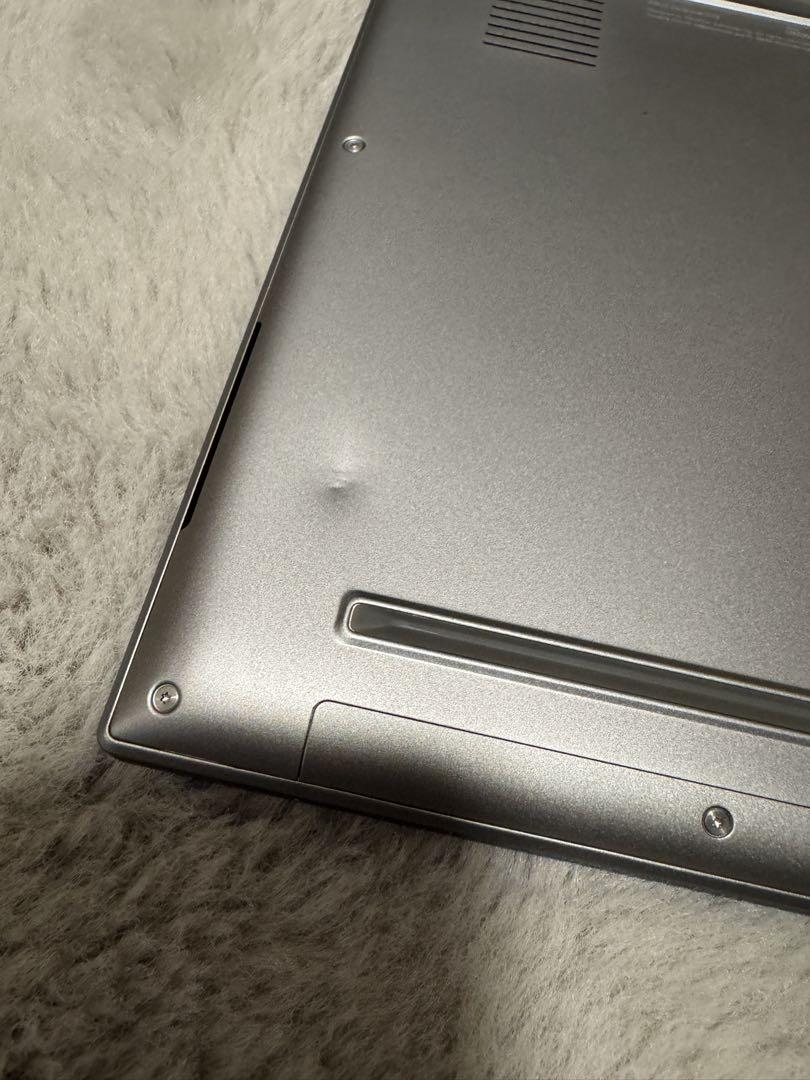 ASUS ZenBook S 13 OLED