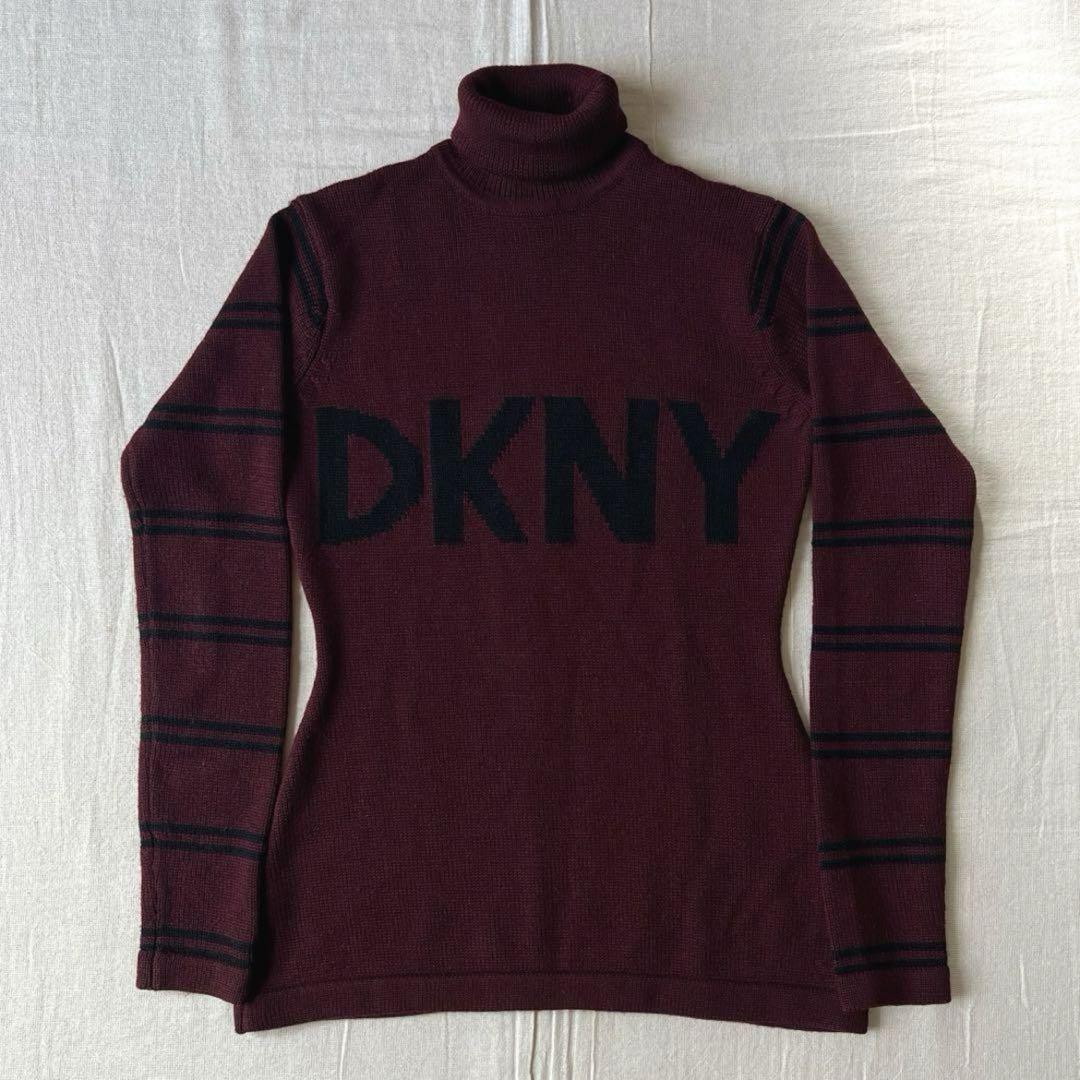 〜00s　DKNY　ジャガードデカロゴ　タートルネック　変形ニット　平成ギャル