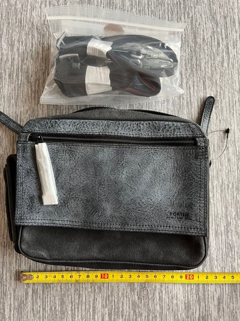 レザー ブラック吉田カバン