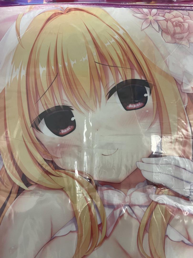 新品未開封　ハミダシクリエイティブ　和泉妃愛　抱き枕カバー　新婚さんver.